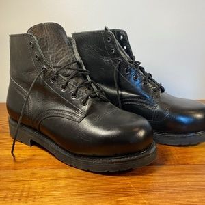 Size 8.5 wide US Men's Cadet Canadian Military parade boot